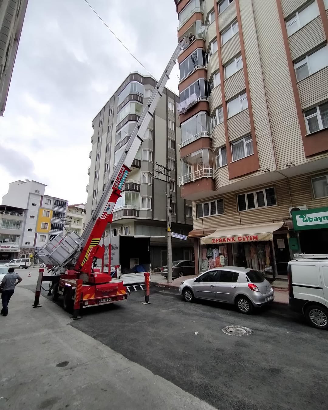 Kocaoğlu Nakliyat akşam şehirler arası nakliye yükleme operasyonu